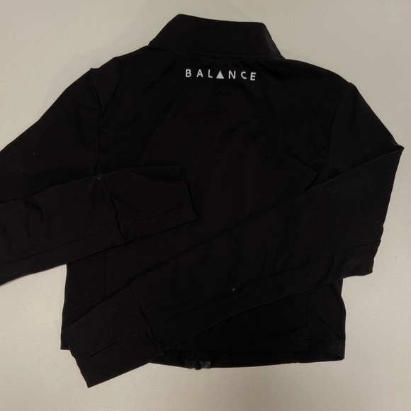 Balance athletica crop zip - Picture 2 of 2